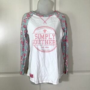 Simply Southern T Shirt 100% Cotton Women's Size Medium Shell and Coastal motif